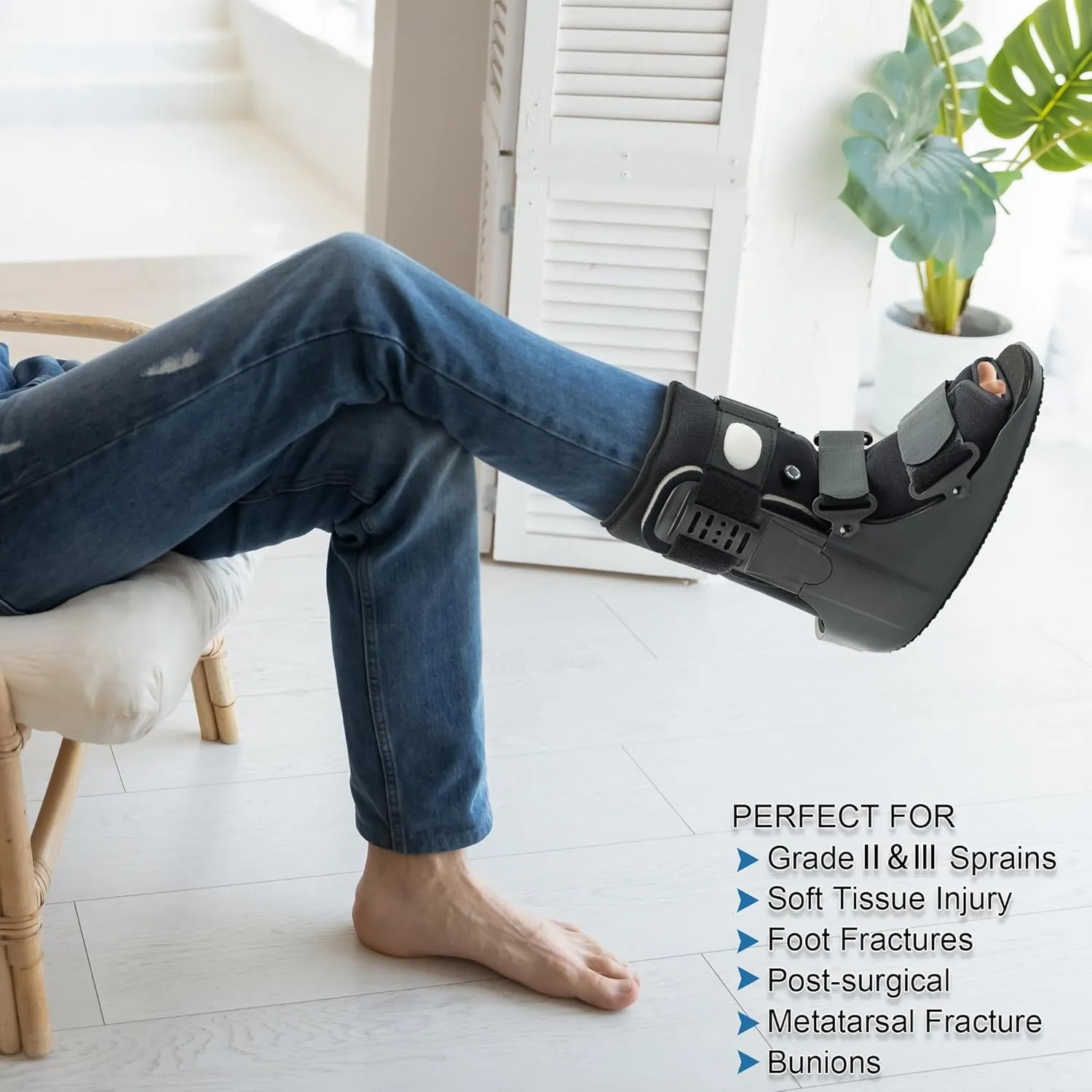 Walking Boot for Broken Foot & Injuries - Lightweight Medical Boot with Anti-Slip Sole, Adjustable Straps & Rigid Support for Ankle/Foot Recovery S